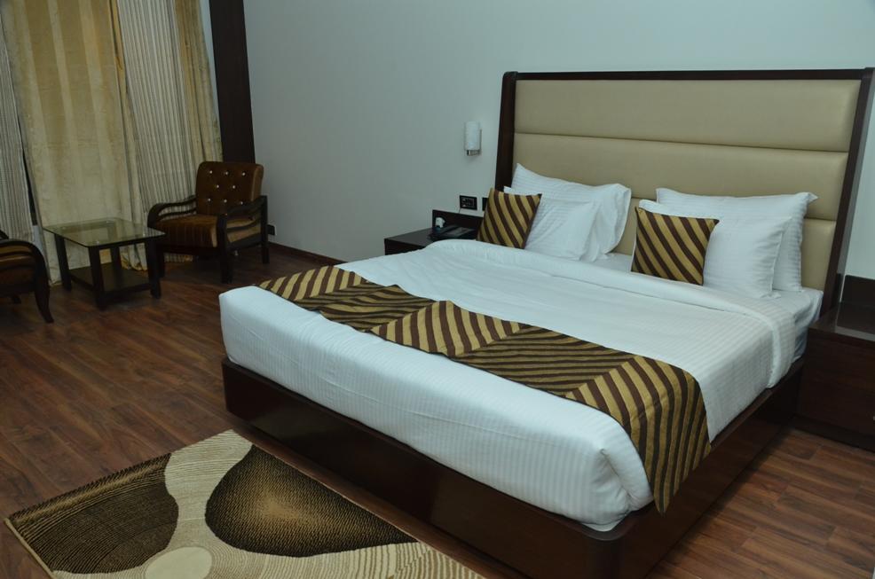 Rāipur Hotel Vennington Court מראה חיצוני תמונה